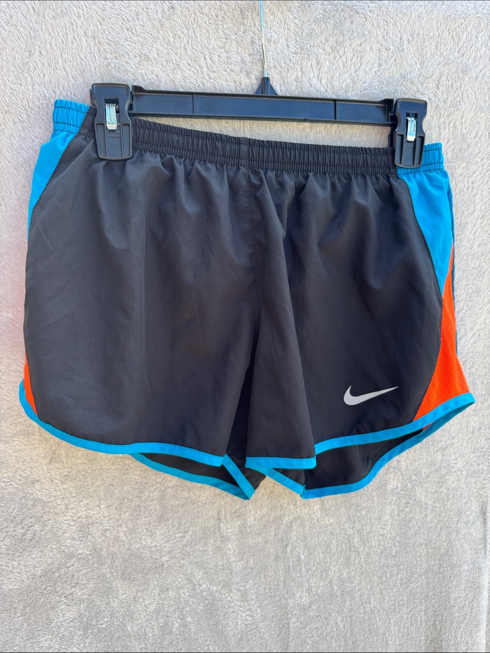 Women’s Nike tempo running shorts size Small
